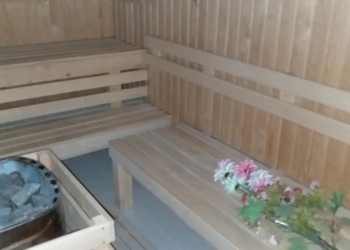 Апартаменти В Поморие Комплекс На Първа Линия Плаж アパート